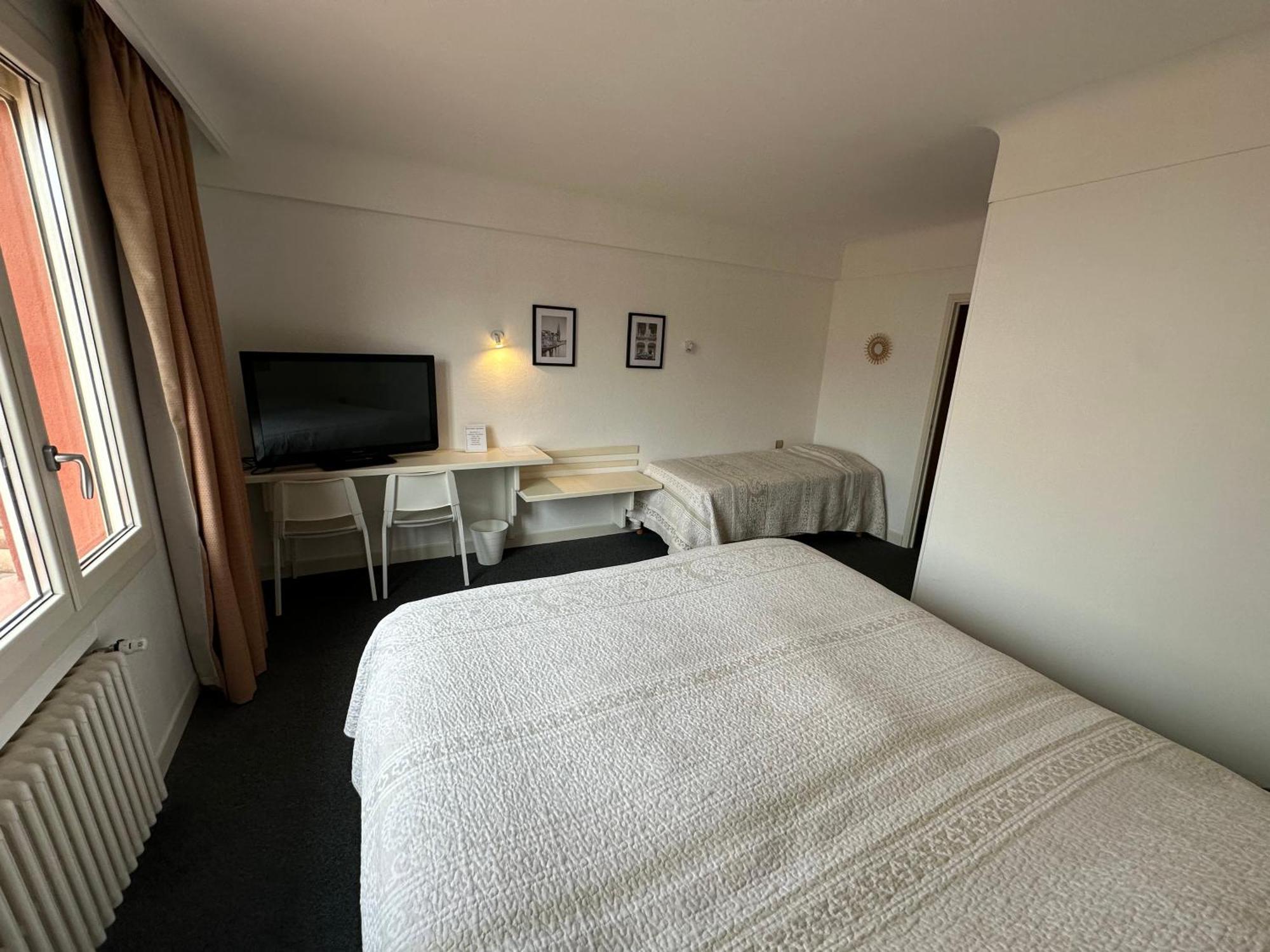 Hotel Chiffre Albi Zimmer foto