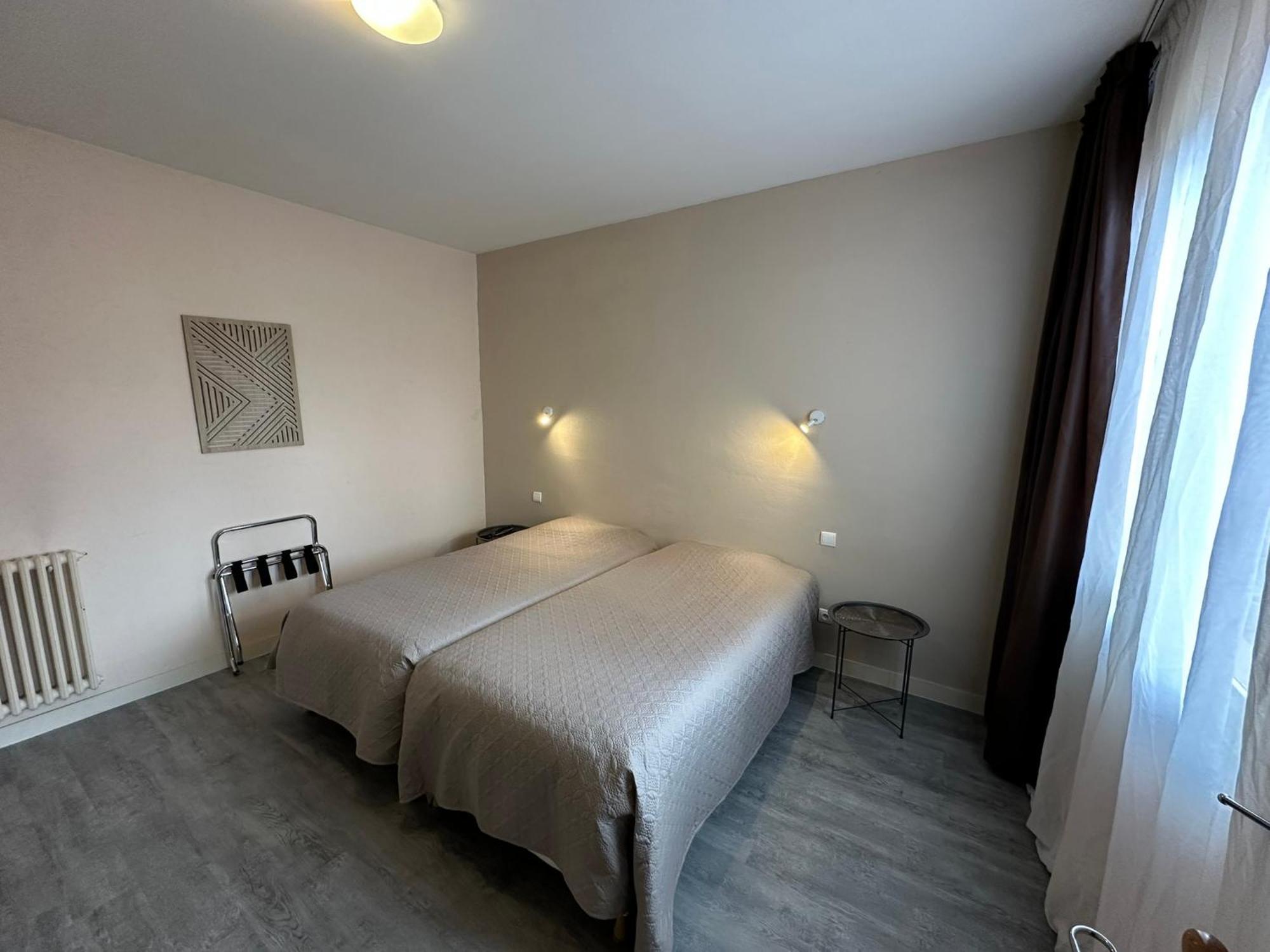 Hotel Chiffre Albi Zimmer foto