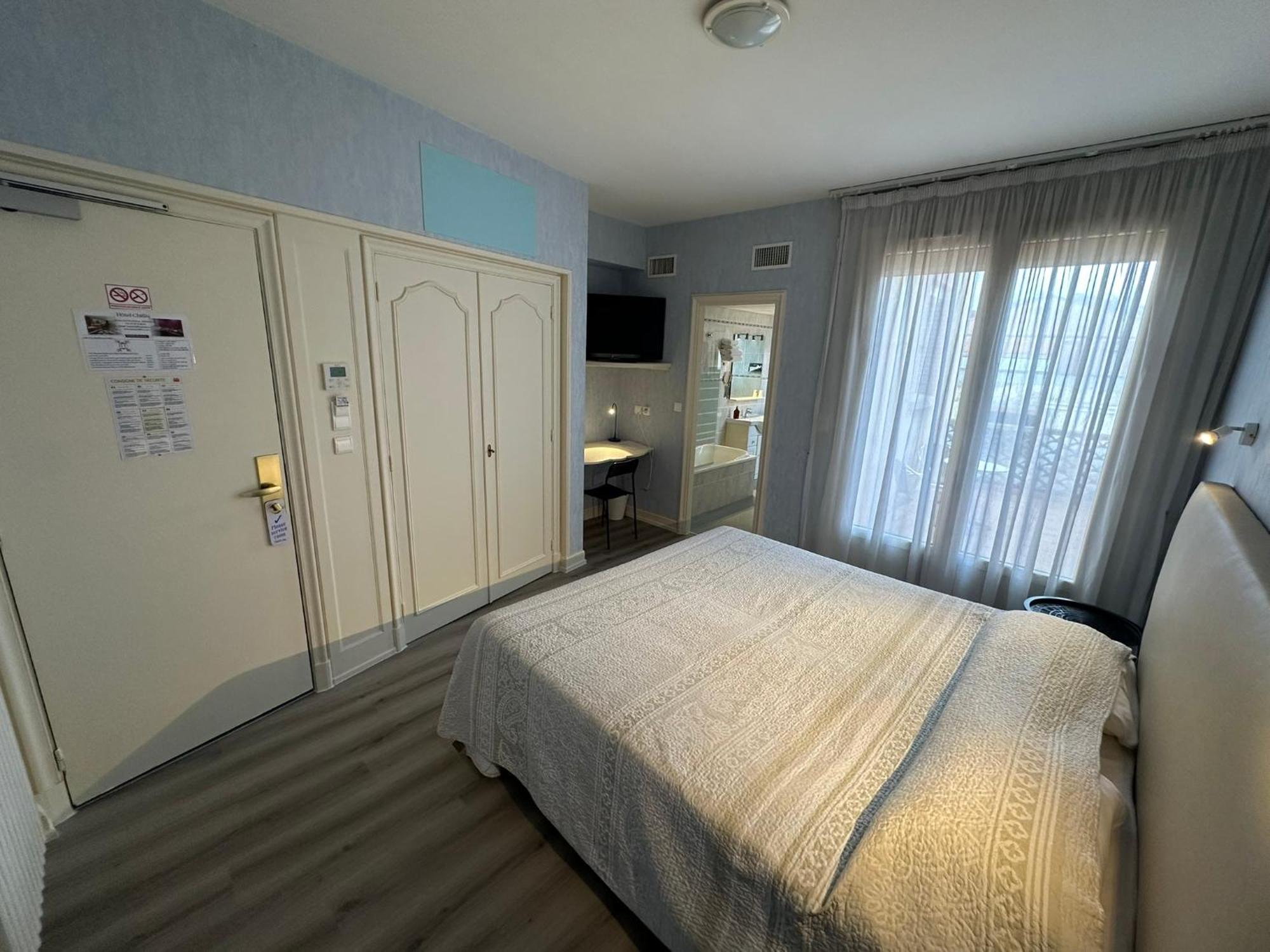 Hotel Chiffre Albi Zimmer foto
